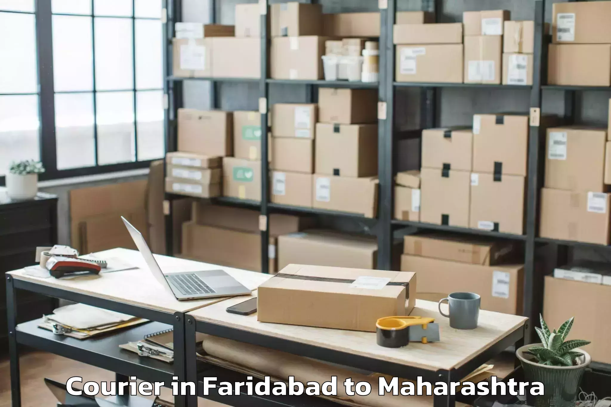 Quality Faridabad to Mukhed Courier